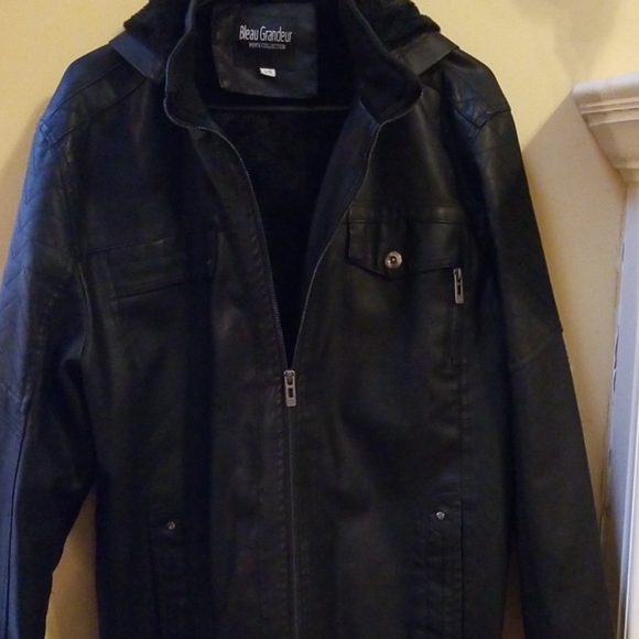 Jacket - Picture 2 of 3